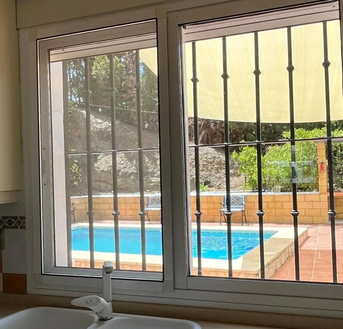 Villa Paloma Archez 0*,